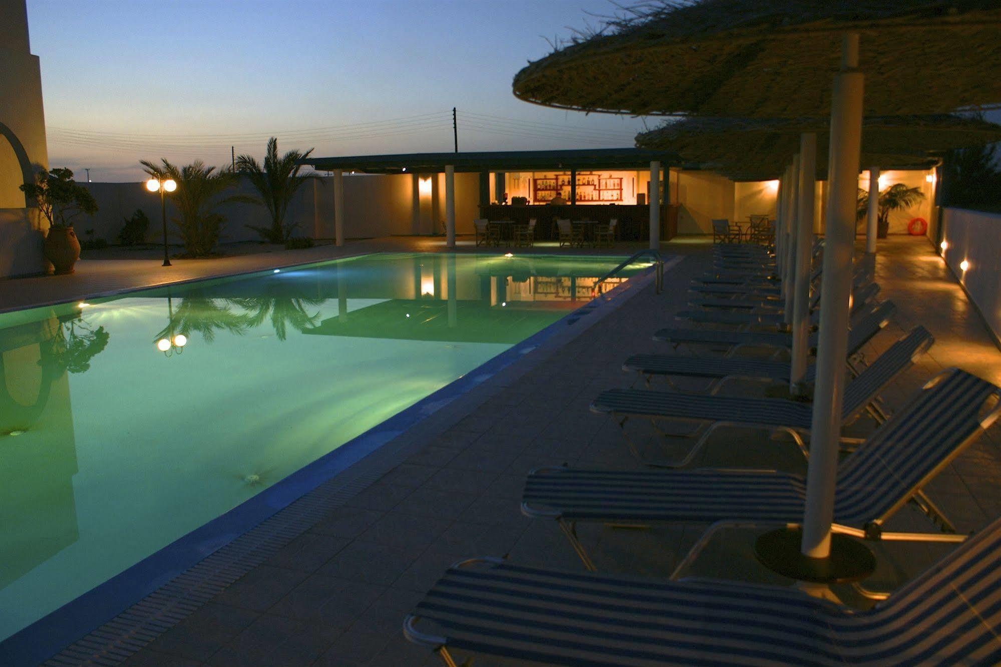 Agia Paraskevi  Blue Bay Villas מראה חיצוני תמונה