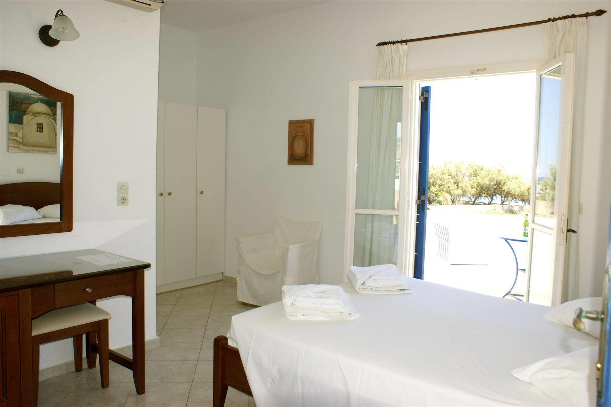 Agia Paraskevi  Blue Bay Villas מראה חיצוני תמונה